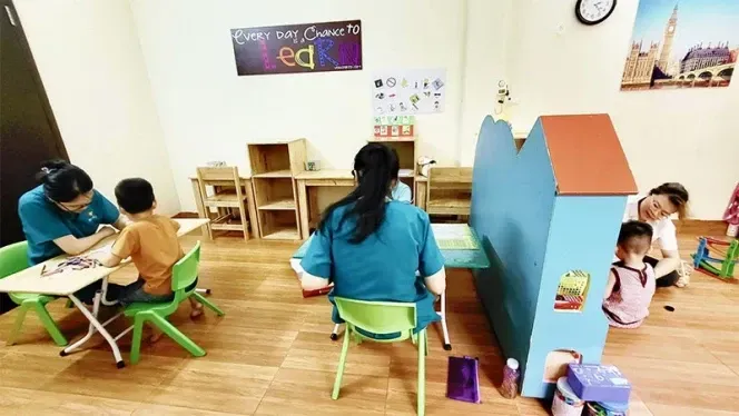 Tại sao can thiệp cá nhân 1-1 lại quan trọng với trẻ tự kỷ