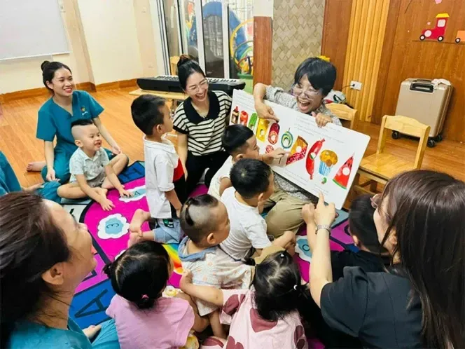 Làm thế nào để trẻ biết phản hồi tên gọi của mình hoặc biết ‘Dạ” khi được gọi tên