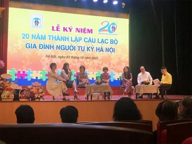 Dấu ấn tháng 10