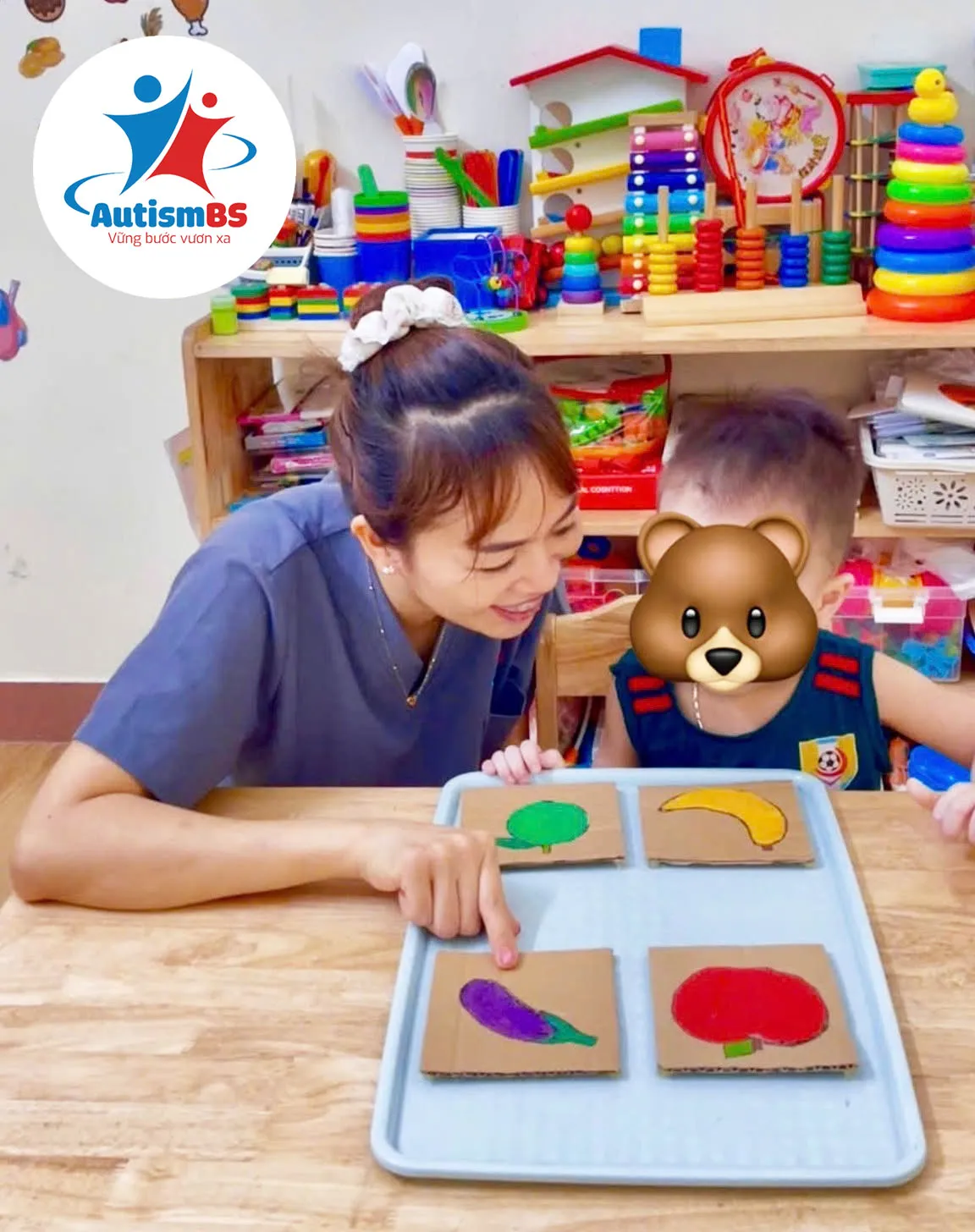 Tại AutismBS chương trình được điều chỉnh theo tiến bộ của trẻ hay không.