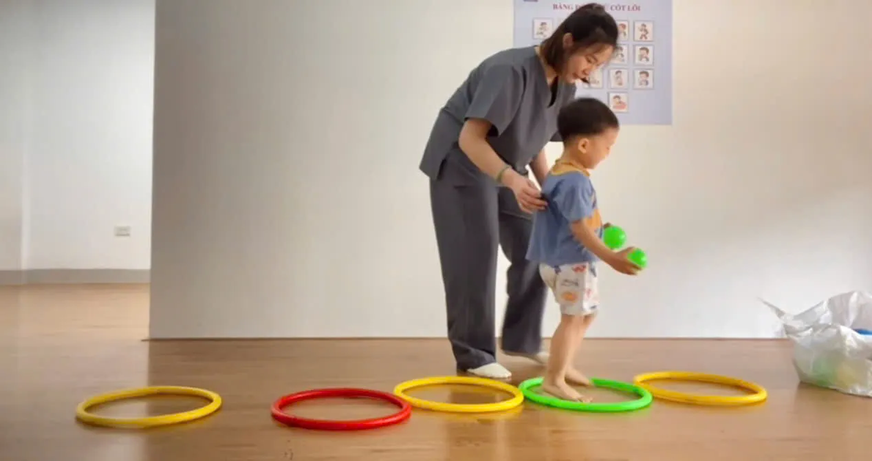 Dạy thông qua trò chơi tương tác