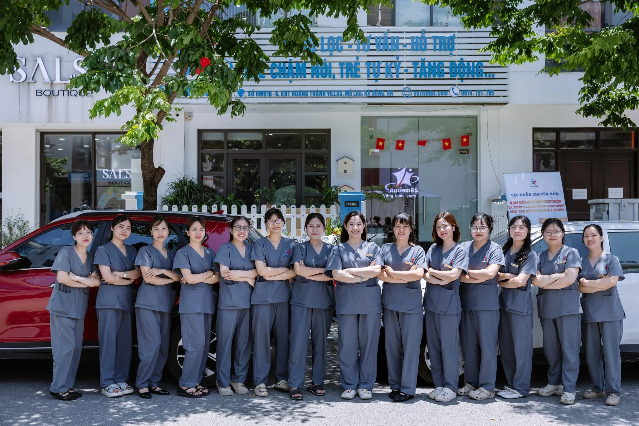AutismBS sẵn sàng đồng hành cùng gia đình trong quá trình đánh giá, xây dựng chương trình cá nhân hóa và hỗ trợ trẻ phát triển ngôn ngữ
