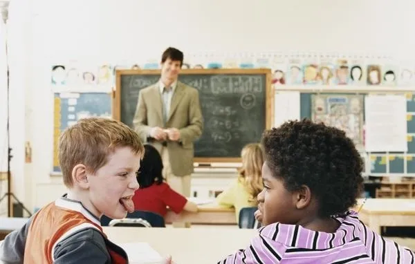 Can thiệp sớm cho trẻ rối loạn tăng động giảm chú ý (ADHD)