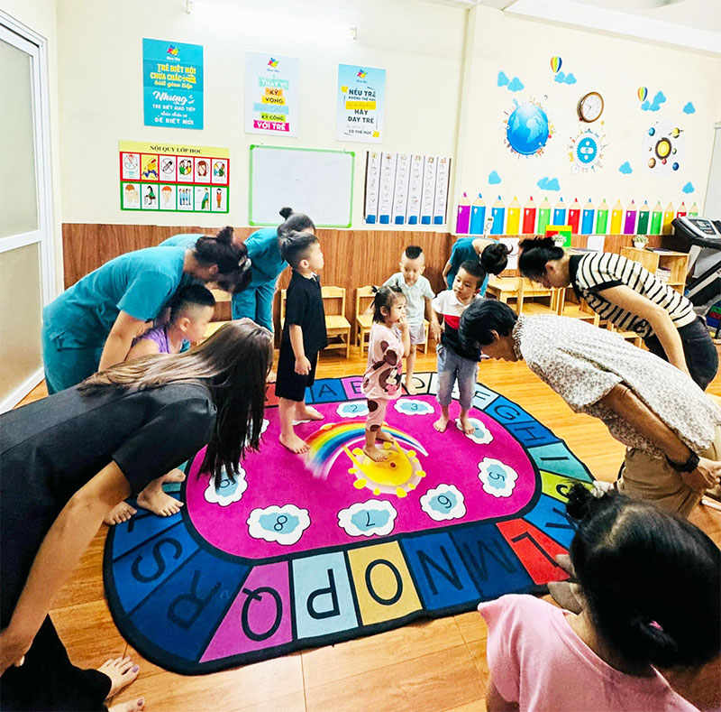 Những bài tập môi miệng tiền đề cho việc học nói của trẻ