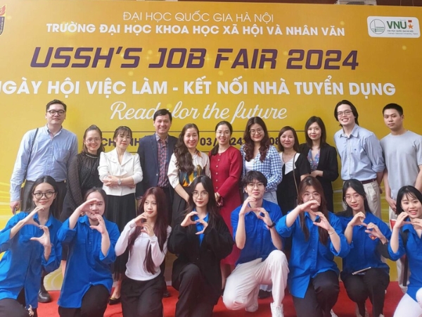 Can thiệp giáo dục trẻ tự kỷ cần sự phối hợp từ tác trường đại học cao đẳng về mặt nhân sự từ sớm
