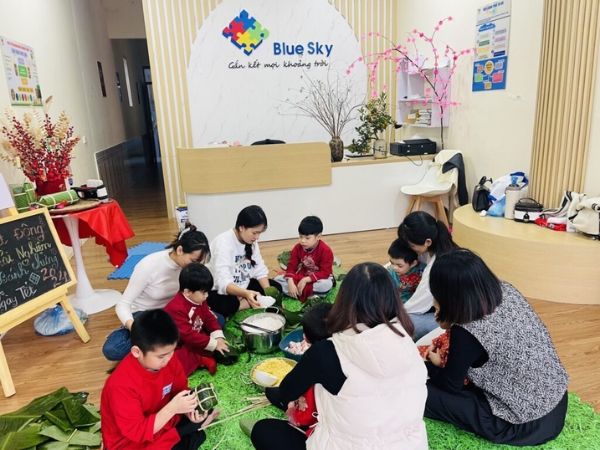 Hệ thống giáo dục Blue Sky các cơ sở cùng nhau hối hả đón tết