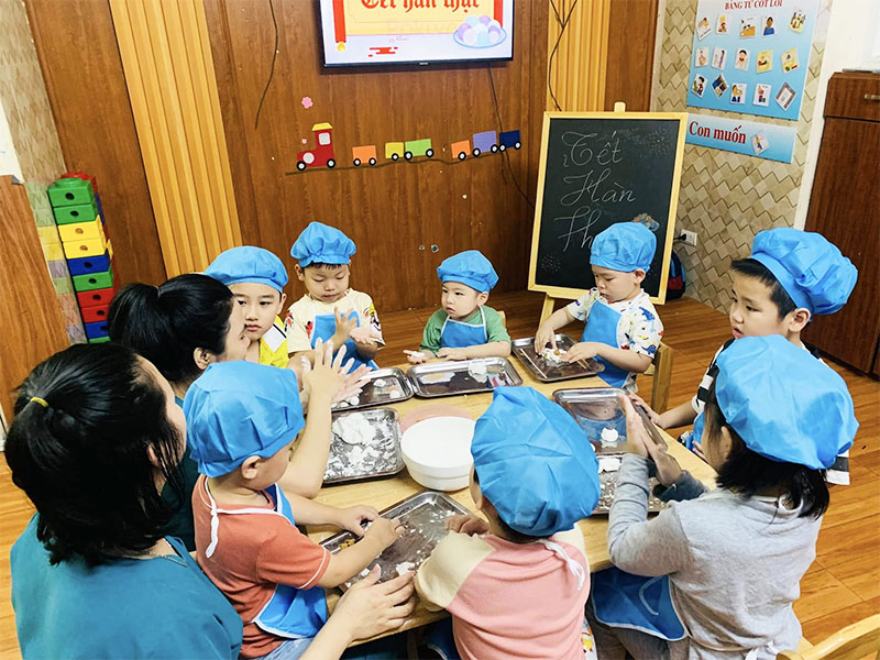Giáo dục trẻ tự kỷ Blue Sky - Đừng bỏ lỡ “thời điểm vàng” để can thiệp sớm cho trẻ tự kỷ